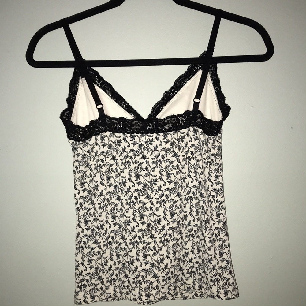 White House Black Market Black and White Floral Tank Top - Picture 3 of 4
